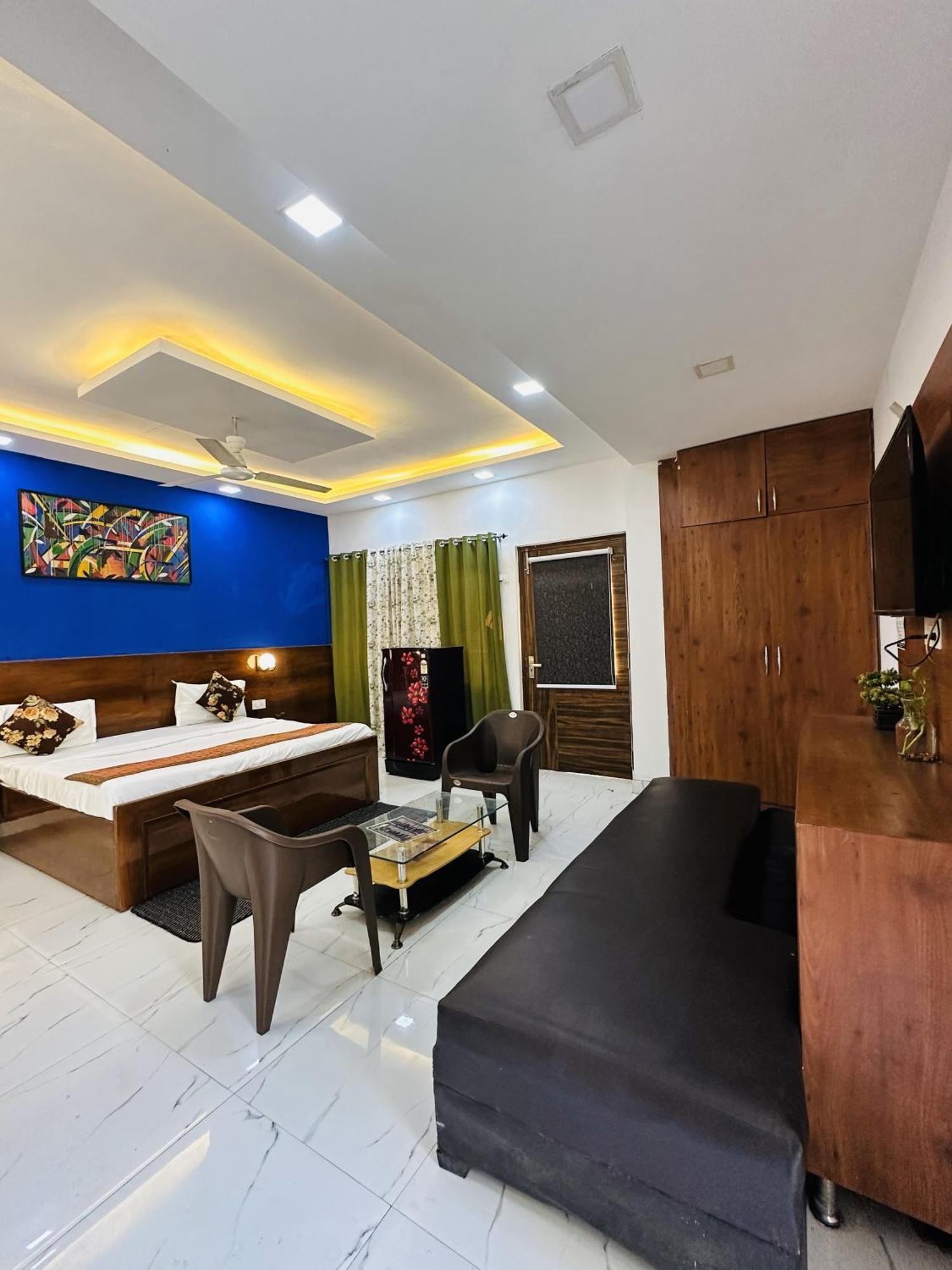 Golden Bed And Breakfast- High Quality Rooms In South Ex-1 D Block Nueva Delhi Exterior foto